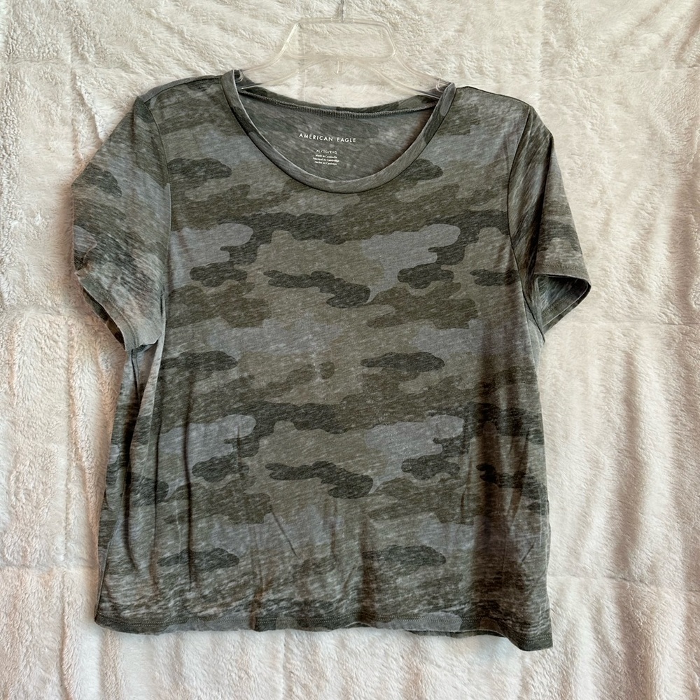 American Eagle Camo Crop Tee